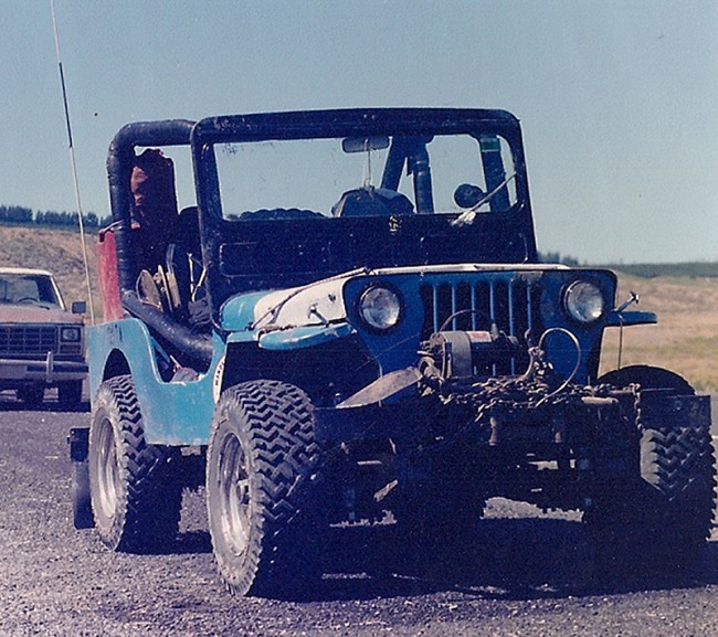 blue_jeep_after_beverly_dunes