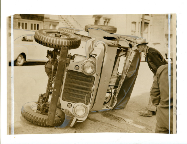 1947-wrecked-jeep-sanfrancisco1