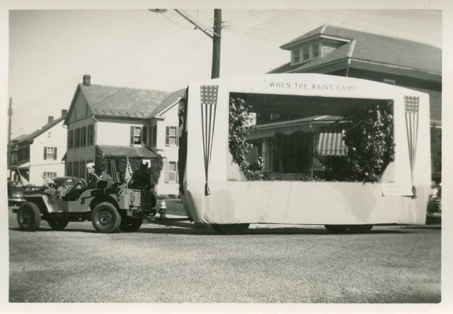 1950s-cj3a-pulling-stage-photo