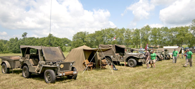 2013-06-15-bantam-festival-military