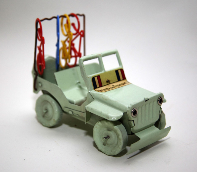 tour-de-france-toy-jeep2