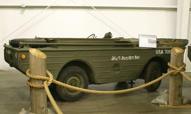 1943-ford-gpa-national-military-history-center-auburn-indiana