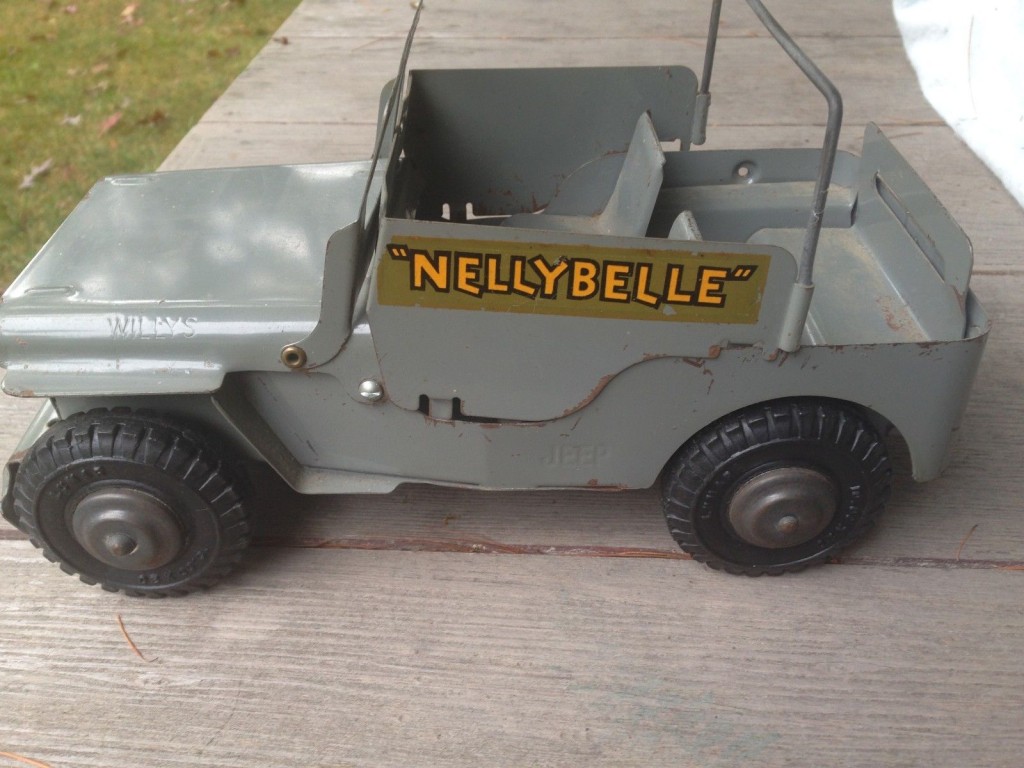 nelly-belly-marx-jeep3