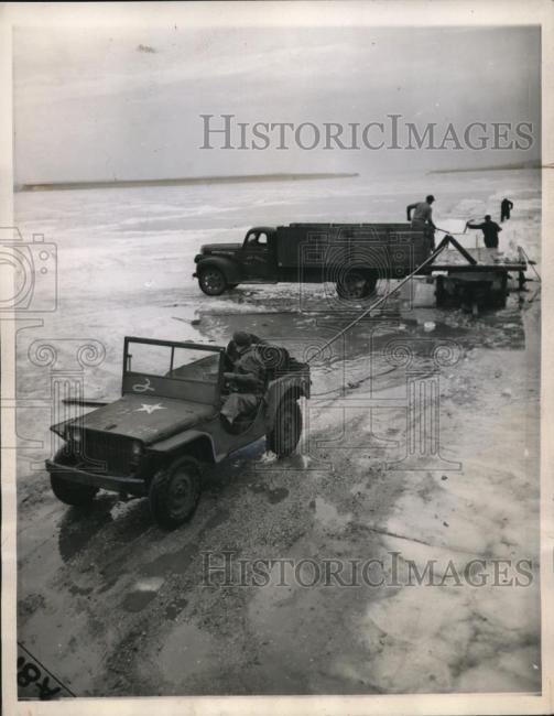 1944-01-20-fordgp-lake1