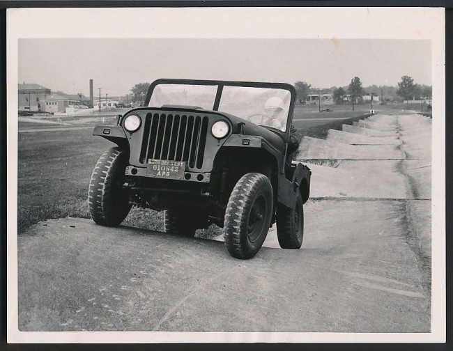 1954-01-05-areo-jeep-bobcat1