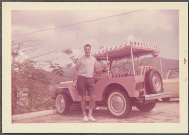 1960-surrey-jeep-pink-photo