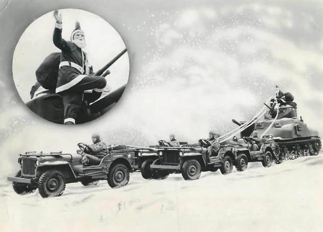 1942-12-20-fortknox-santa1