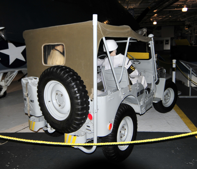 2015-05-08-usslexington-jeep1