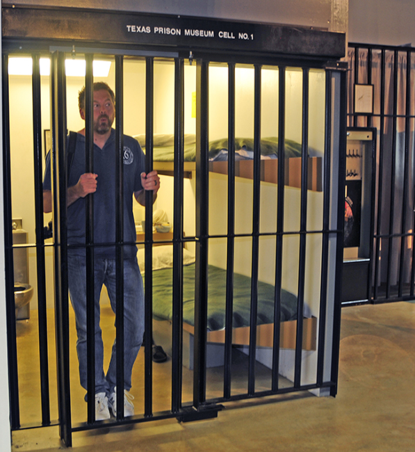 2015-05-12-huntsville-prison-museum1