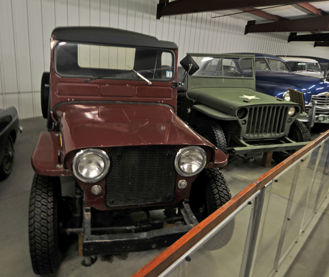 2015-05-25-pioneervillage-jeeps3