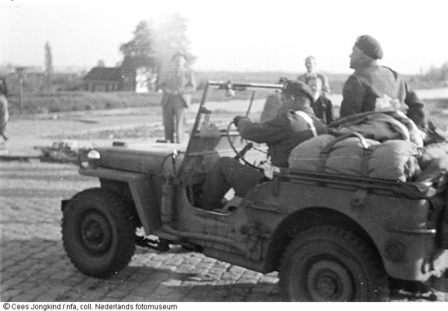 diemen-holland-canadian-army-1945