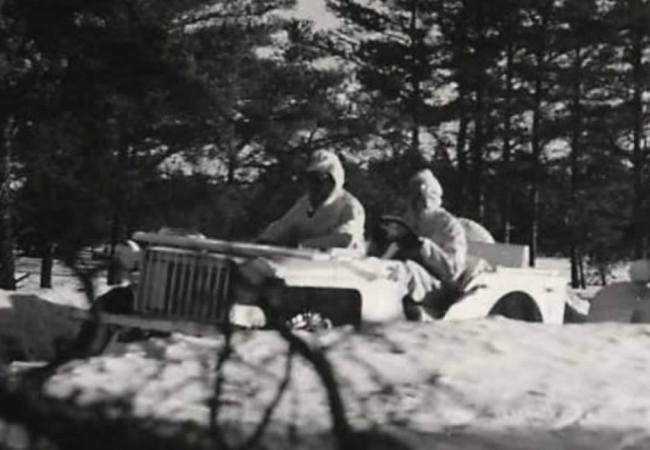 1942-02-25-bantam-brc60-white-jeeps0