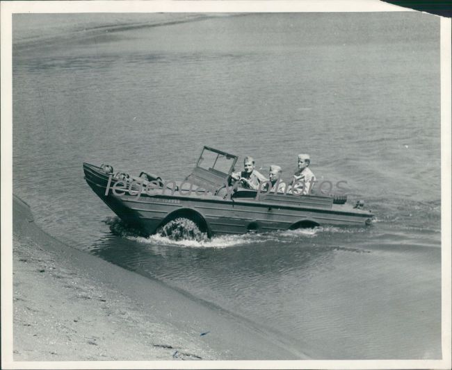 1943-11-18-ford-gpa-amphibious1