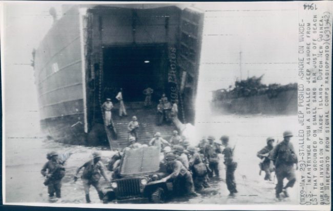 1944-05-23-wake-island-stalled-jeep