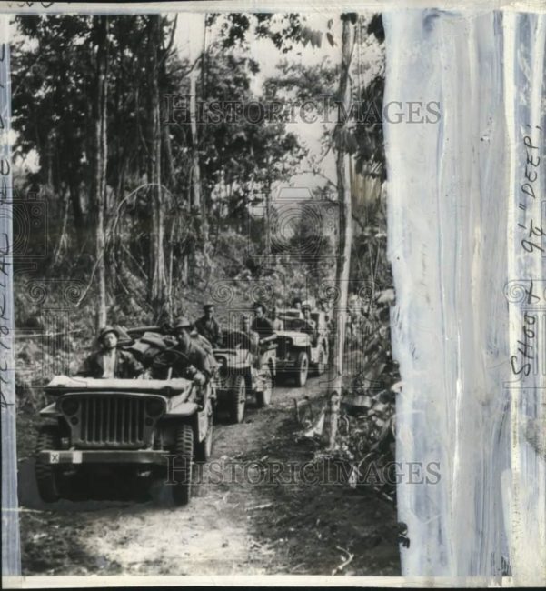 1942-11-16-newguinea-jeeps4