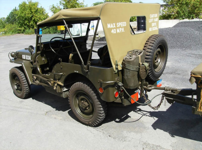 1944-mb-trailer-canada3