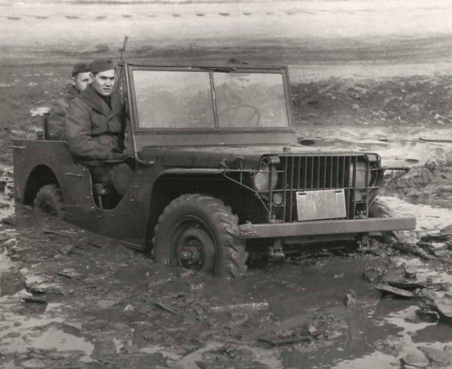 1940-12-05-ford-pygmy-camp-holabird3