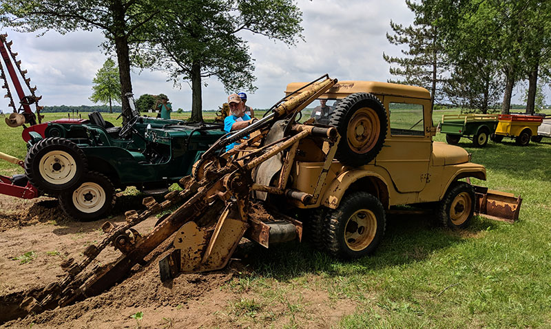 2018-06-02-willys-rally-trencher