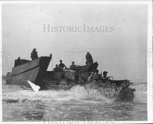 1941-11-25-landingbarge-nc-test1