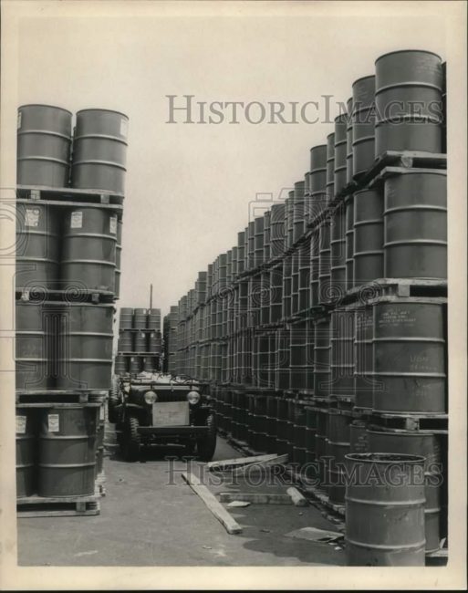 1965-07-27-cj3bs-barrels-export1