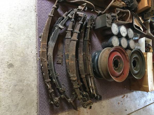 military-jeep-parts-lot01