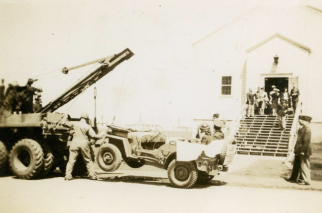 1943-04-24-just-married-getting-towed3