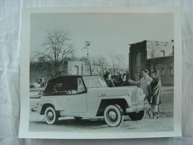 1948-photo-jeepster