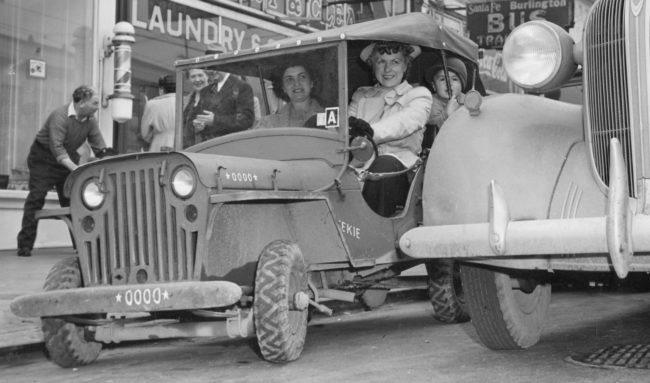 1942-jeep-squeekie-oakland-ca