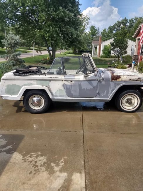 1967-jeepster-convertible-hamilton-oh1