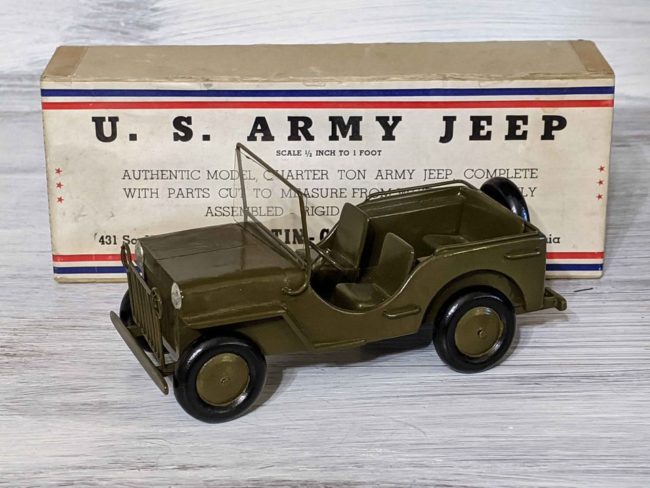 1940s-army-jeep-model-goodyear-az04