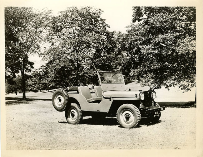 1945-07-willys-overland-press-kit-photo13-lores