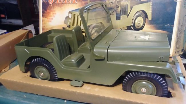 marx-plastic-jeep-m38a1-2