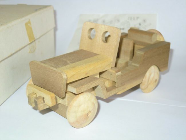 puzzle-jeep-wood3