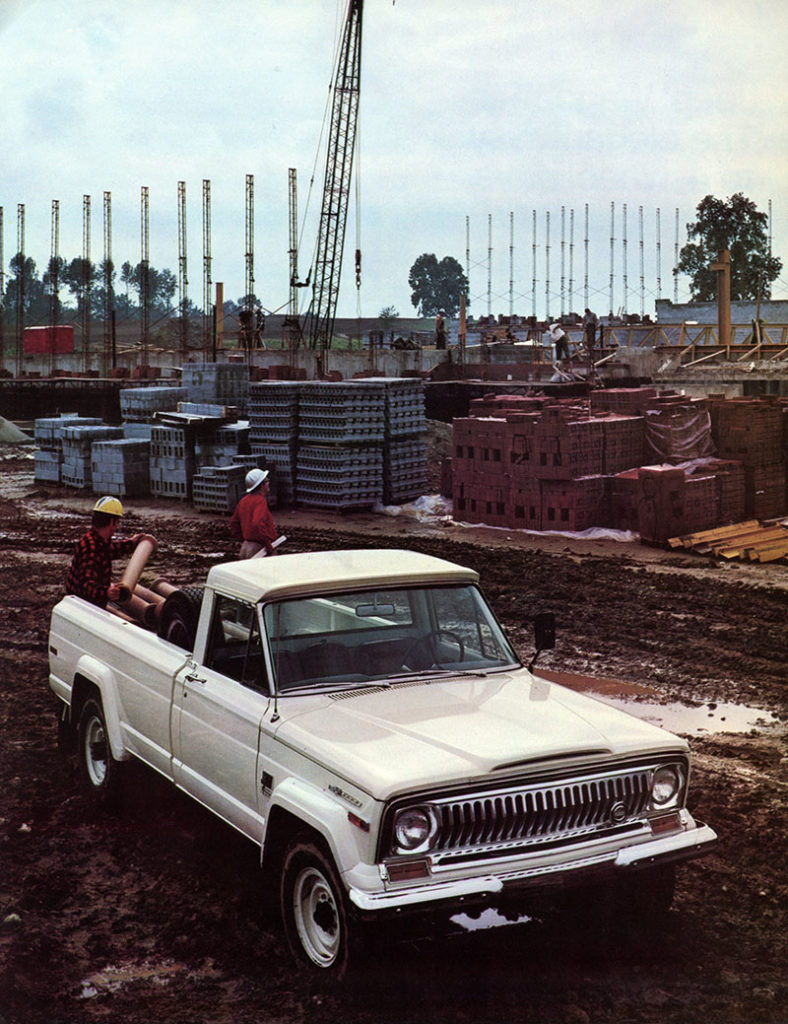 1970-04-form-70-04-jeep-familly-brochure02-lores