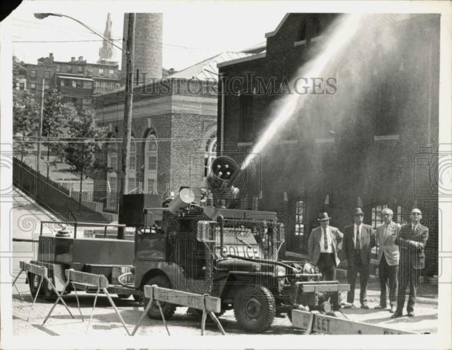 1969-08-07-fire-jeep-albany-1