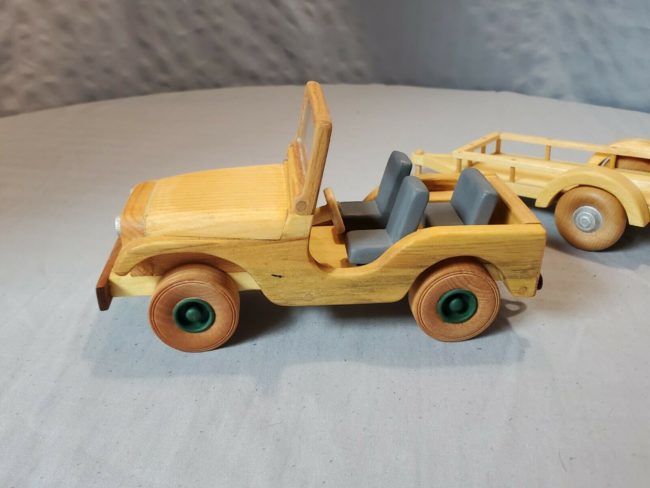 wood-jeep-with-trailer3