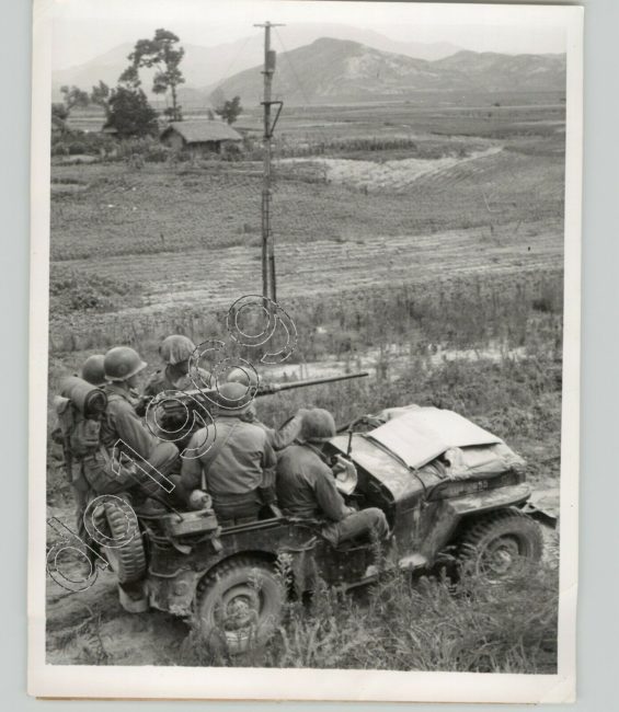 1950-07-20-austin-statesmean-soldiers-jeep-50-cal-1