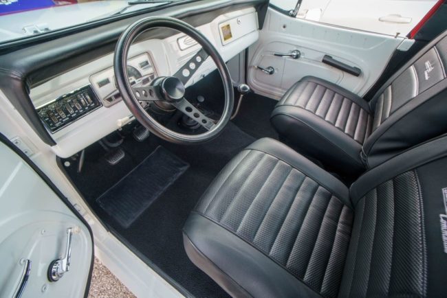 1967-jeepster-commando-fenton-mo8