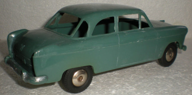 1952-willys-aero-car-cast-toy5